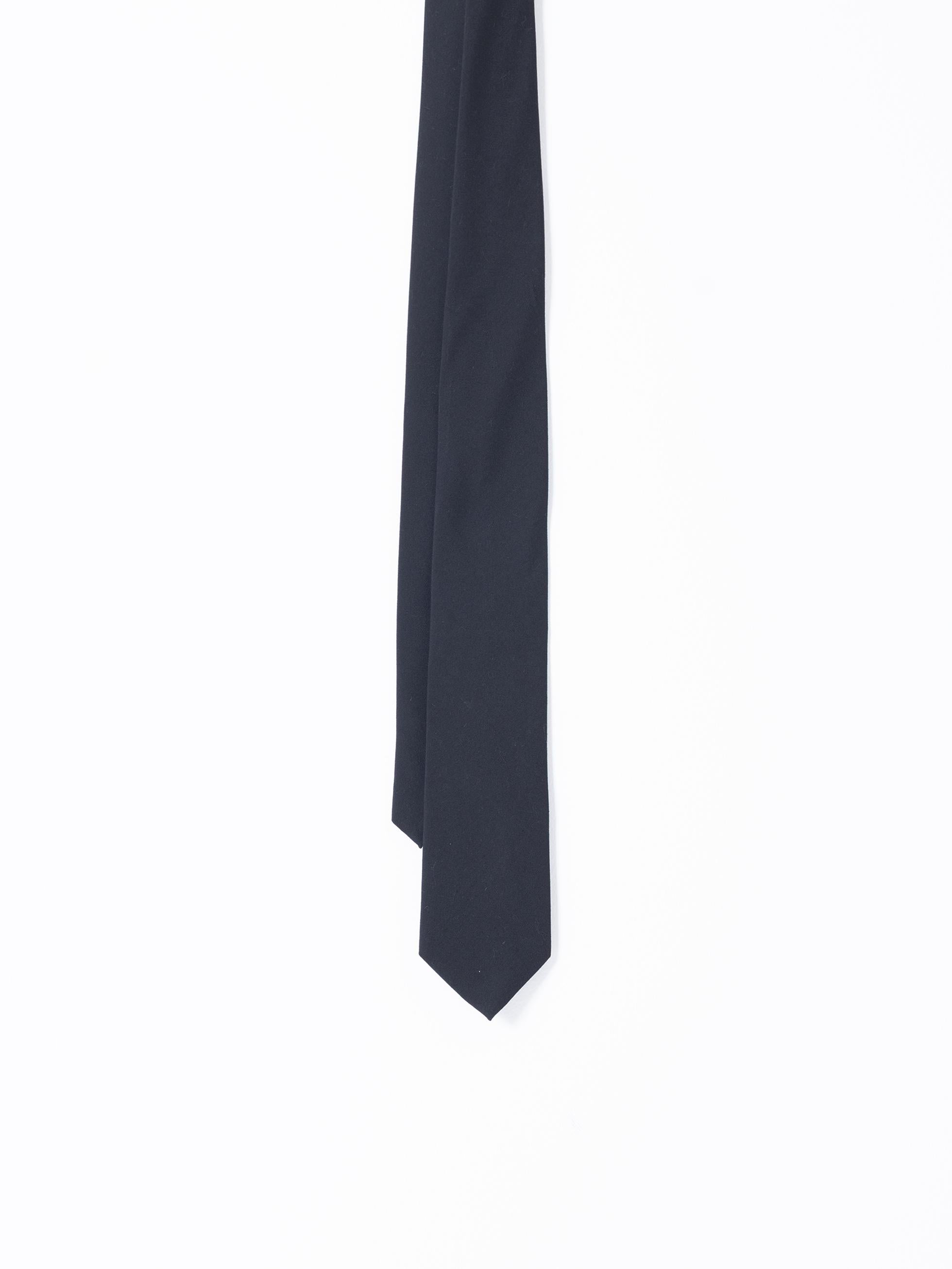 BLACK TEXTURED TIE
