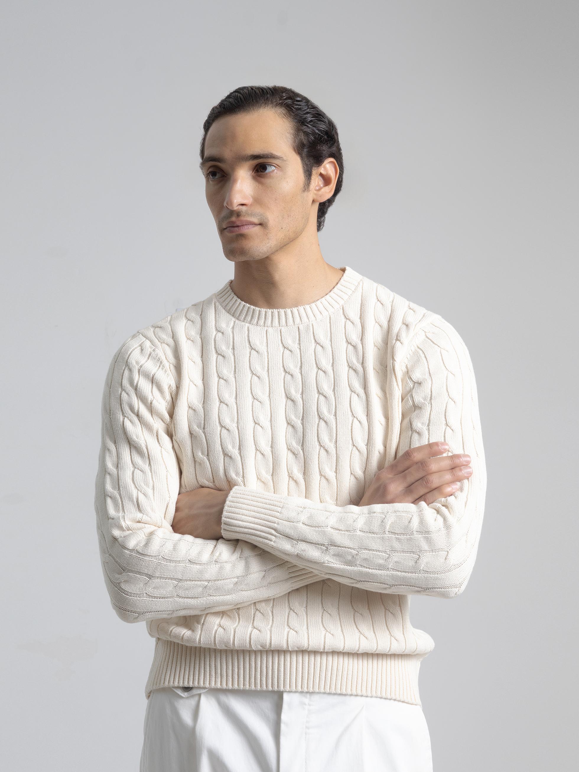 IVORY CABLE KNIT SWEATER