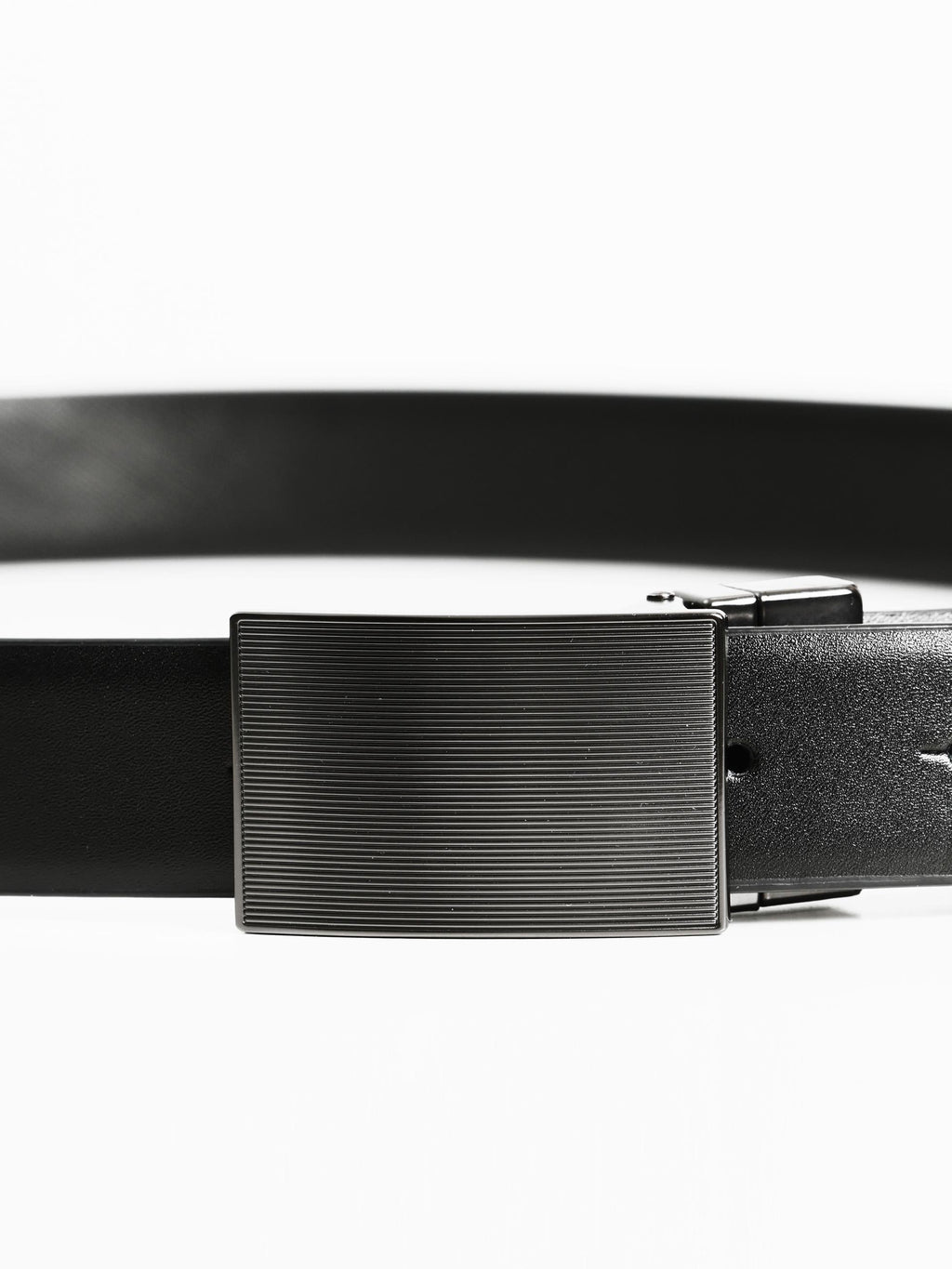 BLACK METAL BUCKLE REVERSIBLE LEATHER BELT