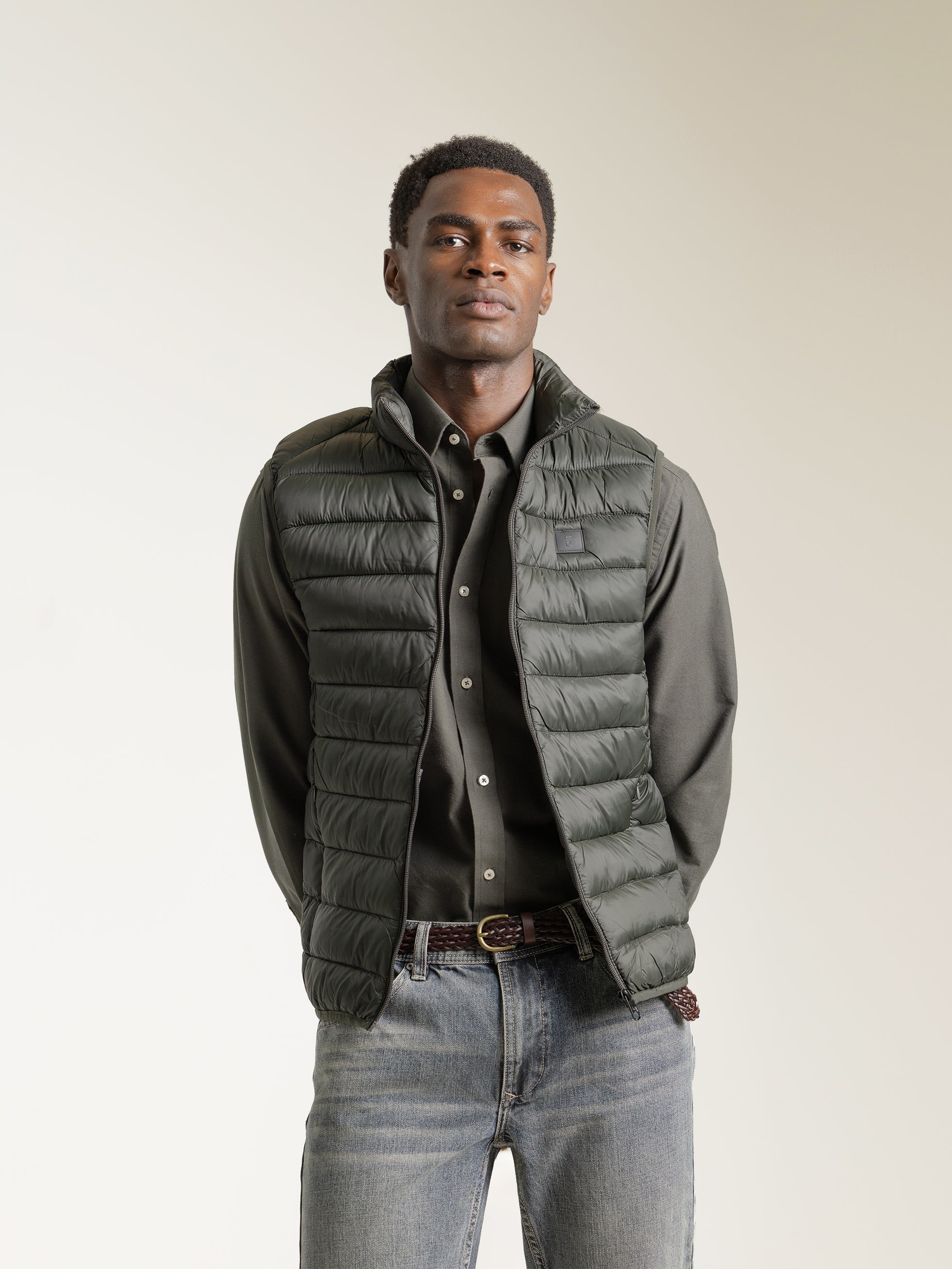 FOREST GREEN ULTRA LIGHT QUILTED VEST