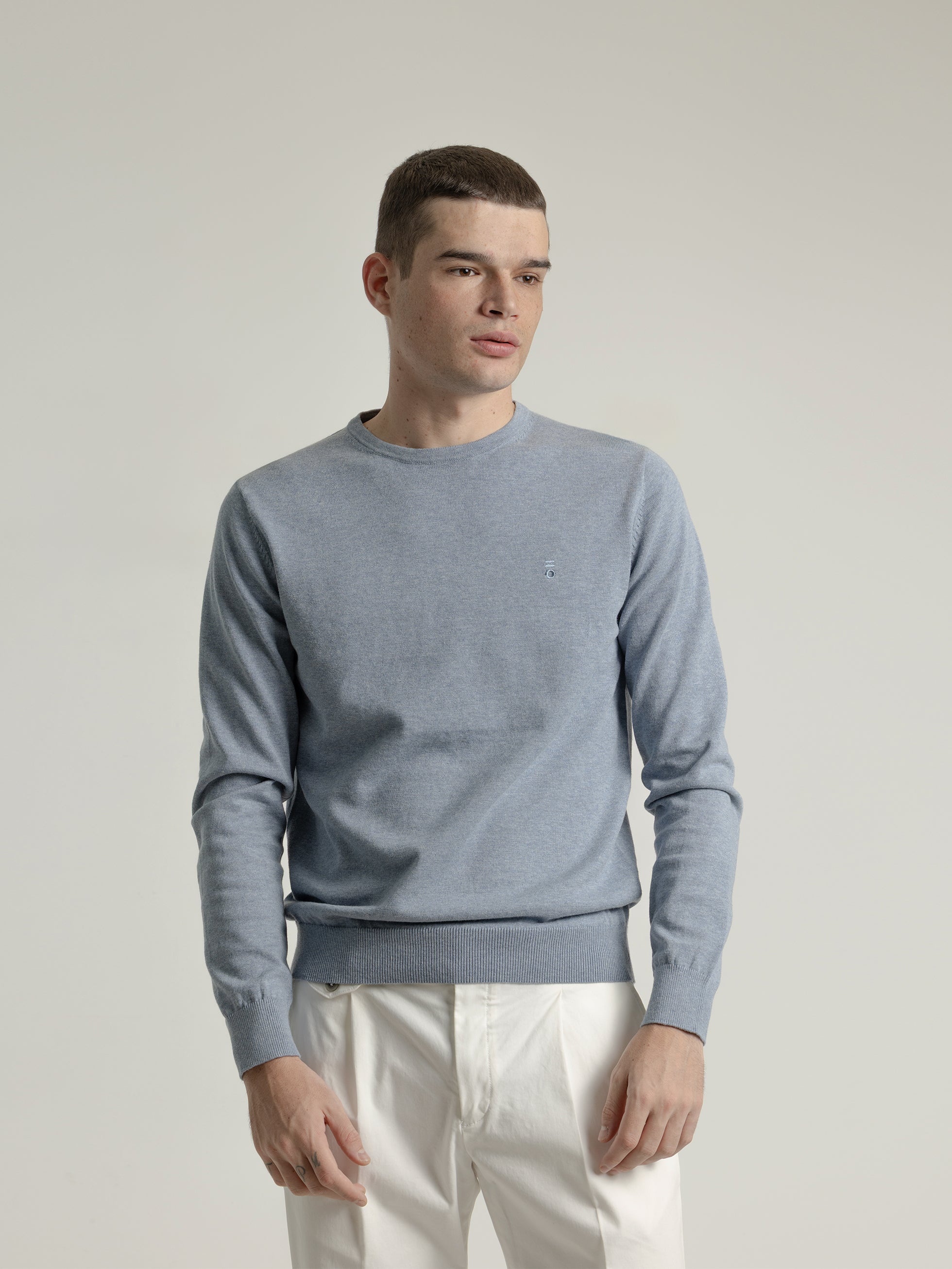 BLUE COTTON ROUND NECK SWEATER