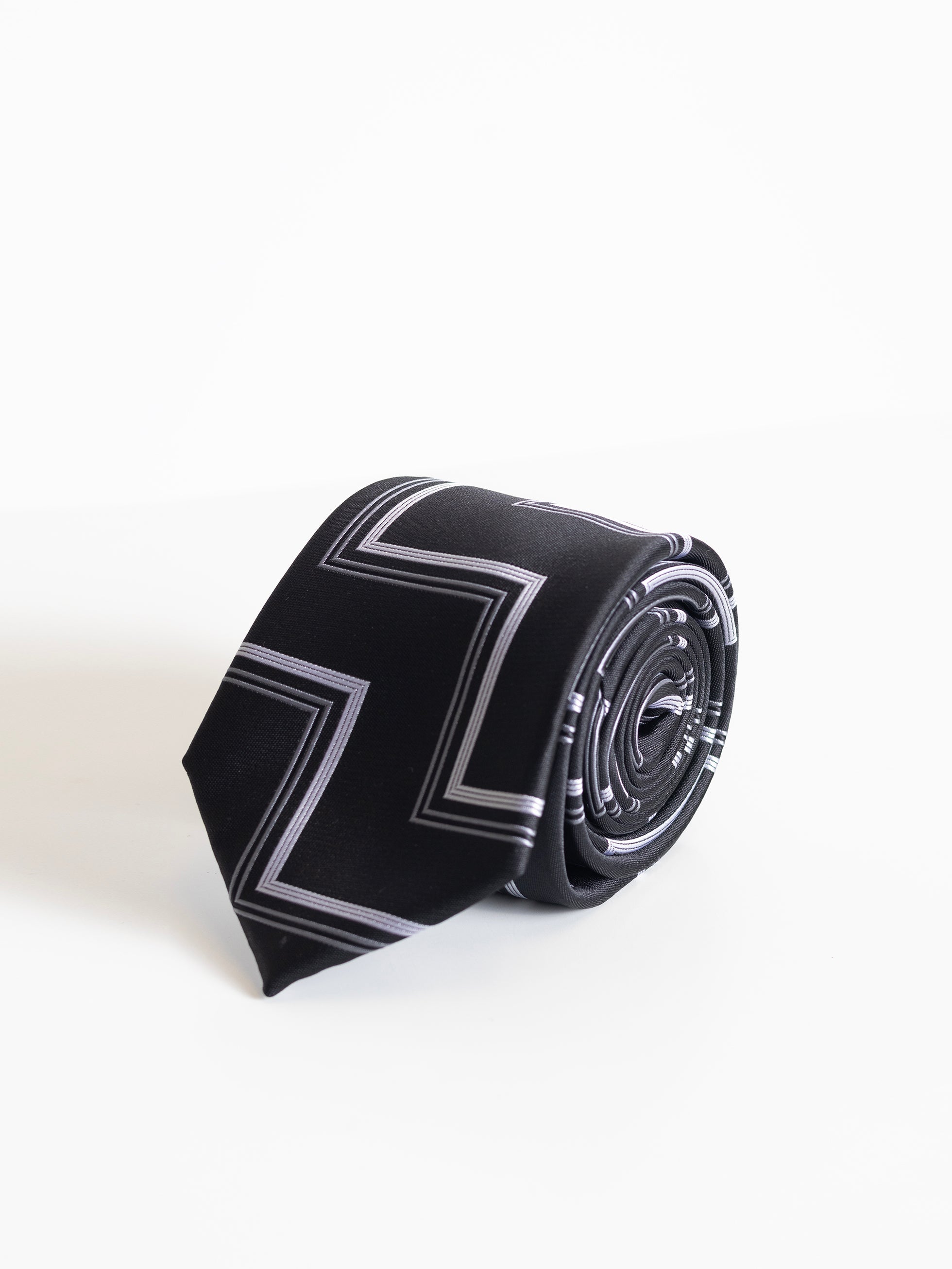 BLACK PRINTED TIE