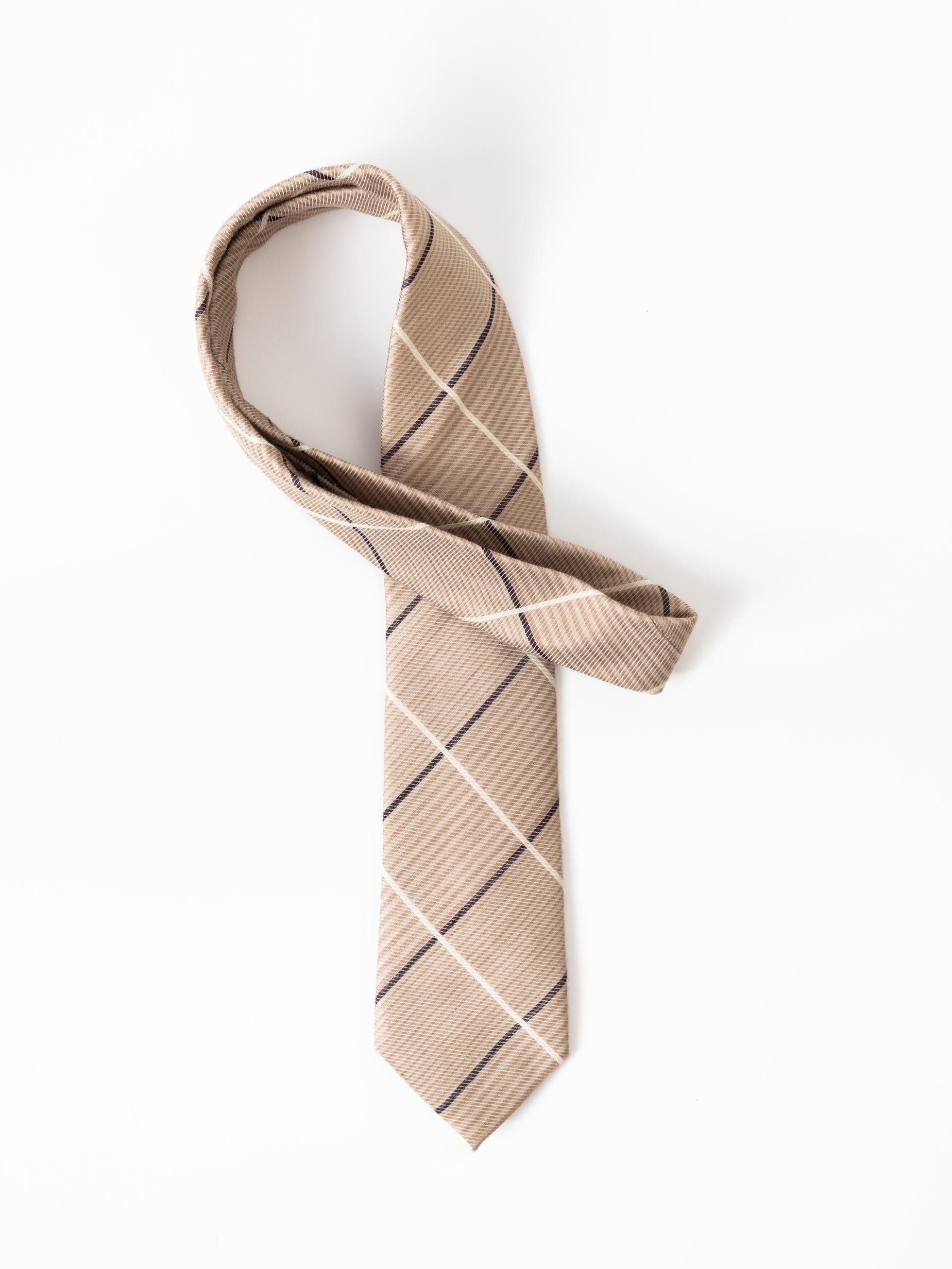 BEIGE CONTRAST STRIPED TIE