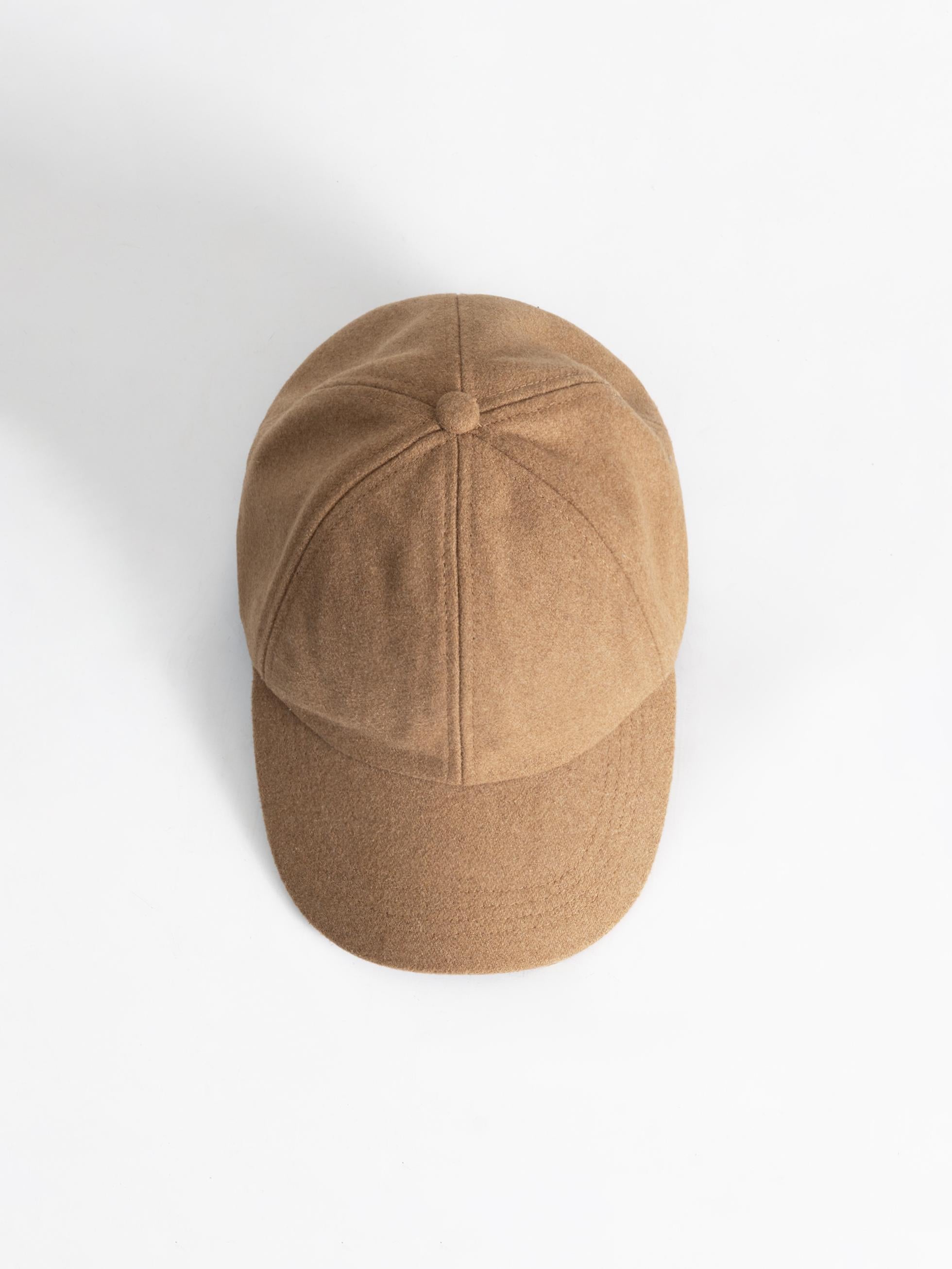 BEIGE WOOL CAP