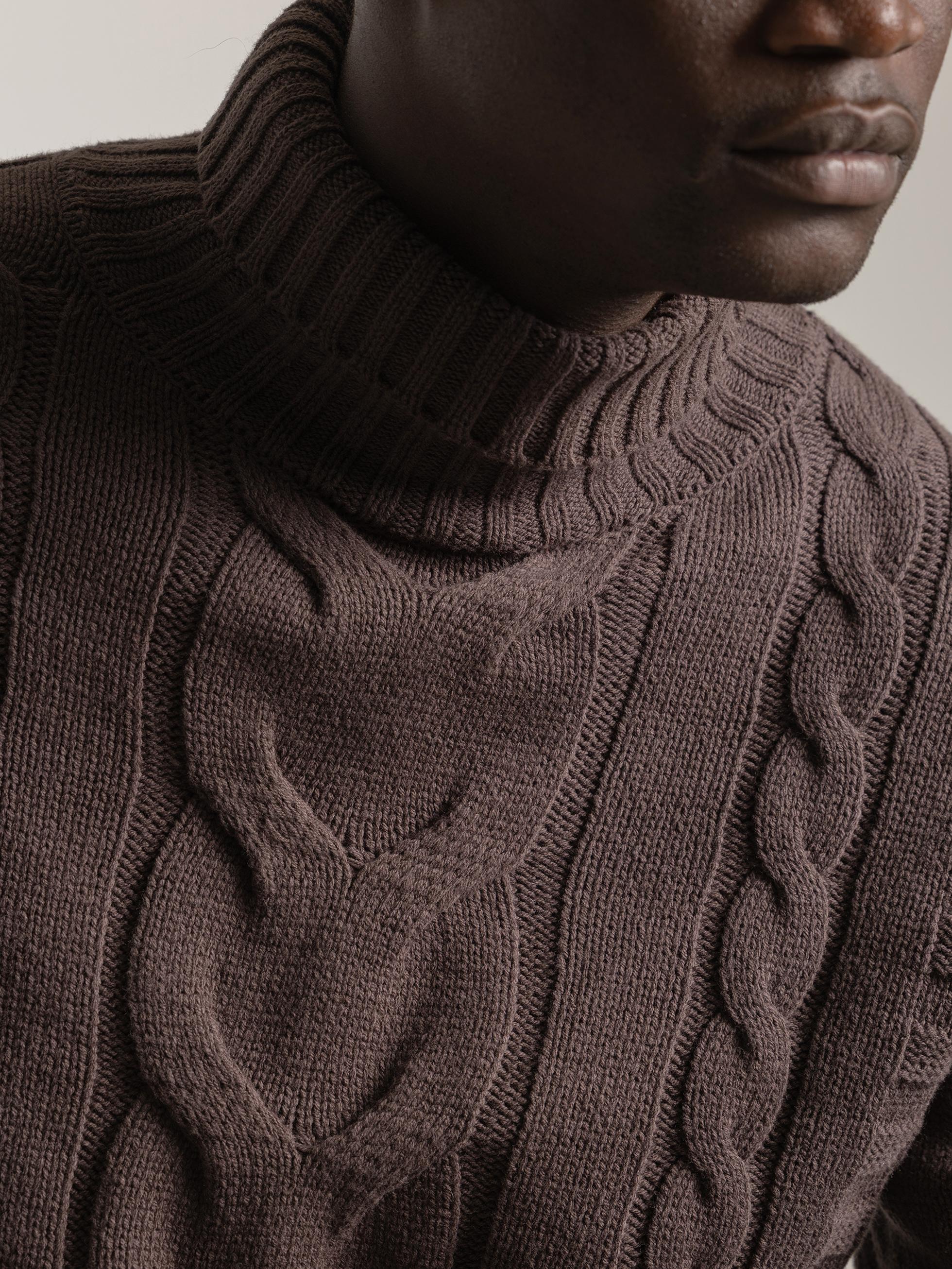 CHOCOLATE HIGH NECK CABLE KNIT SWEATER