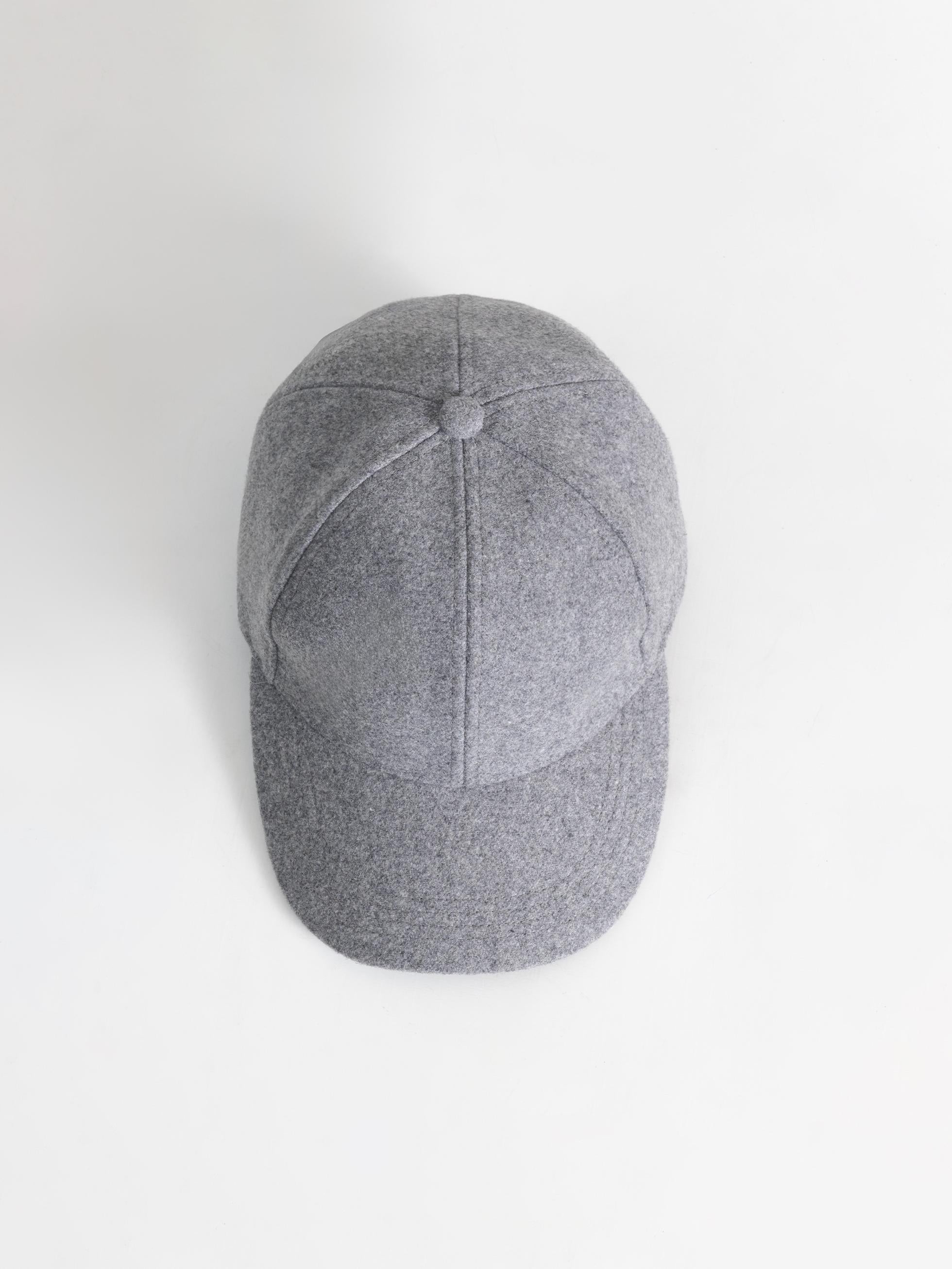 GREY WOOL CAP