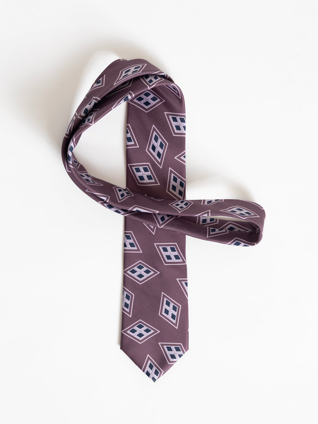 BROWN ABSTRACT MOTIF TIE