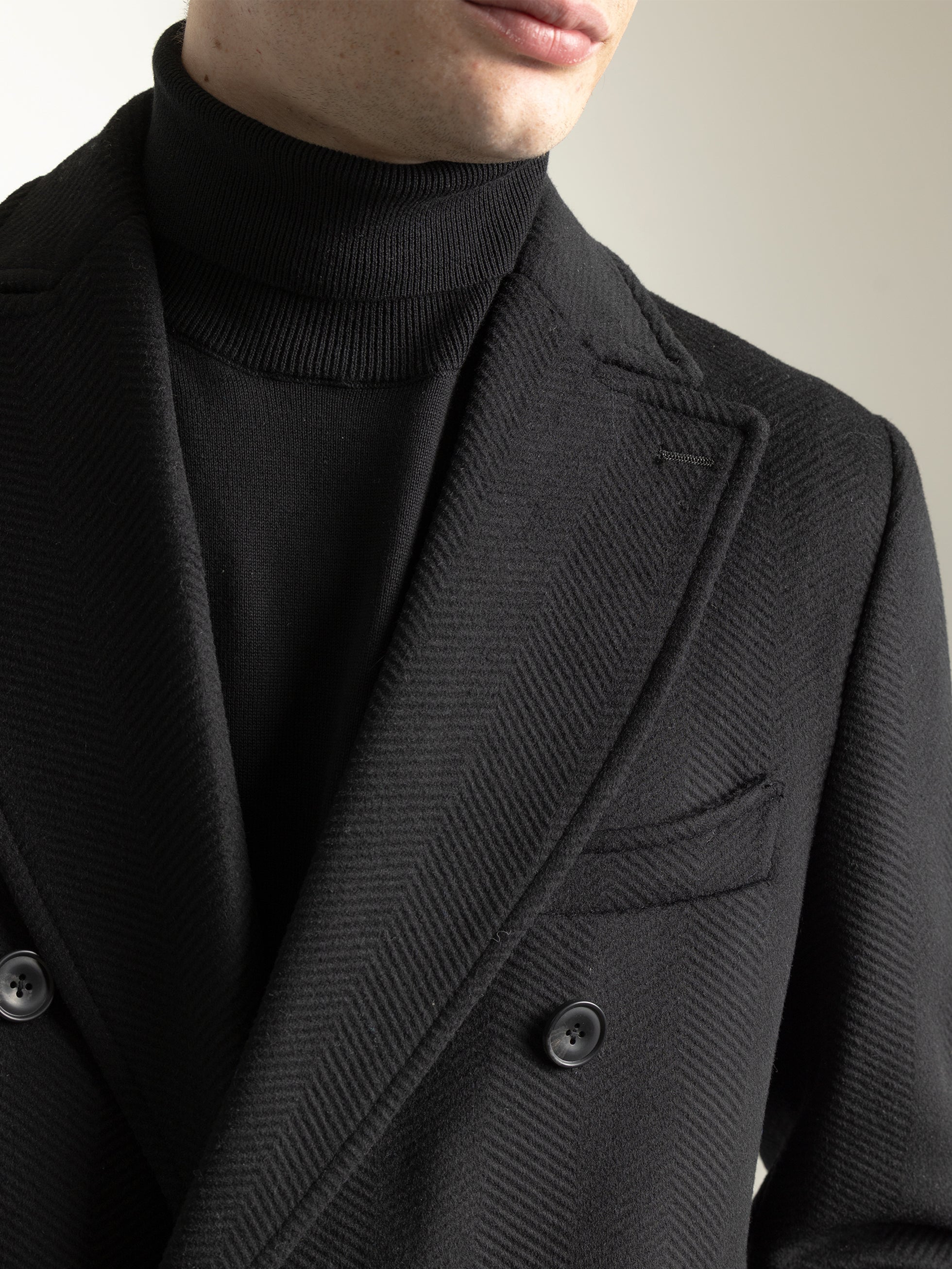 BLACK WIDE LAPEL WOOL CROSSOVER COAT