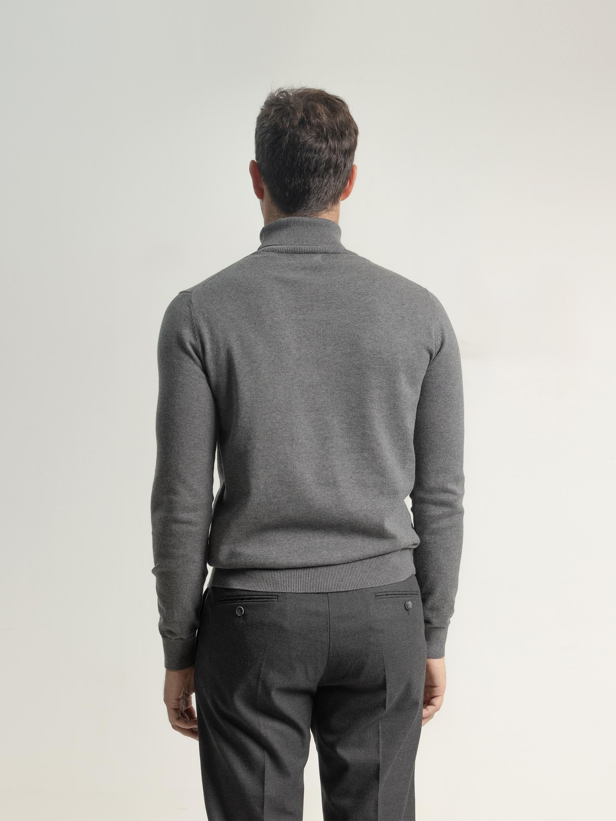 GREY TURTLE NECK JUMPER