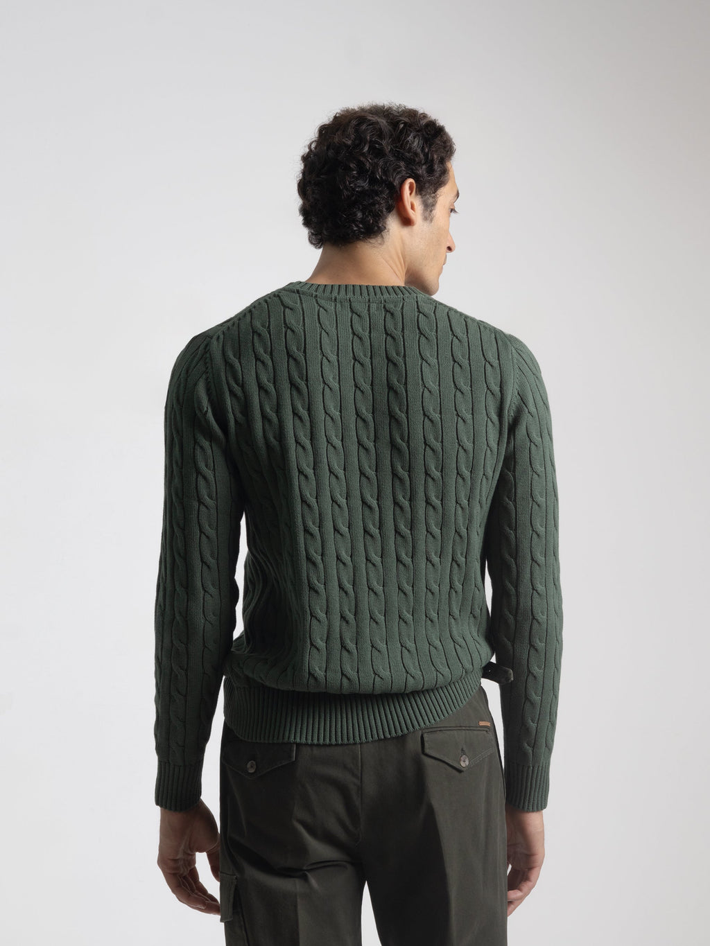 DARK GREEN CABLE KNIT SWEATER